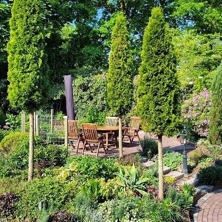 Bnb Overloon 住宿加早餐酒店